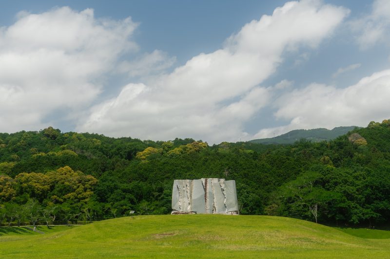 東青山 四季の里の写真「名物のモニュメント」