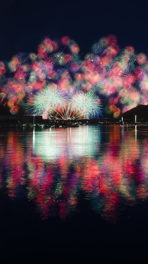 無料スマホ壁紙「2025年版の彩色千輪菊」