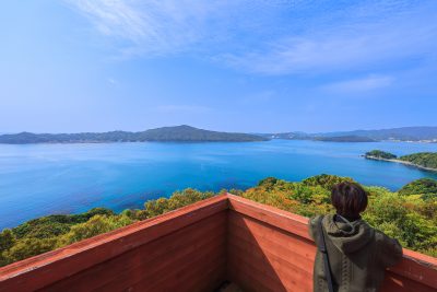 答志島の写真「天望山レイフィールドの展望デッキ２階から眺める鳥羽湾」