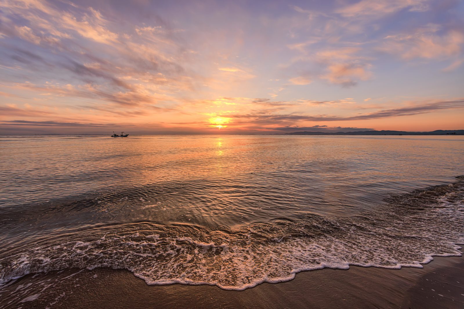 香良洲海岸の写真「朝焼けの絶景」