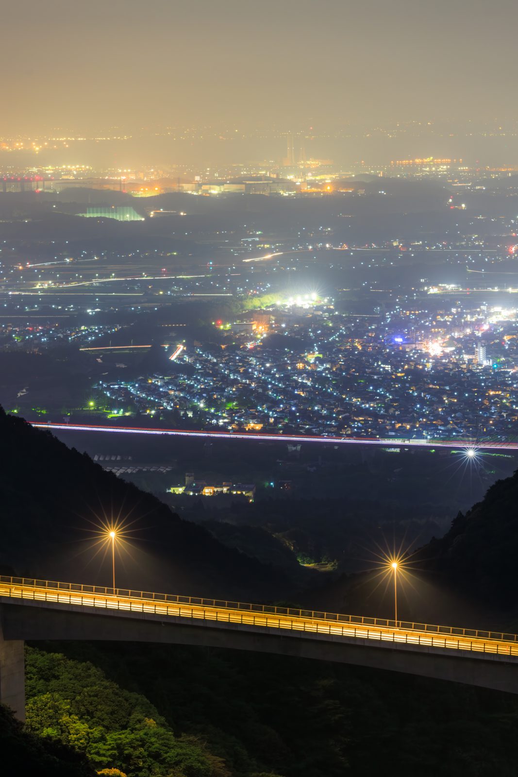 鈴鹿スカイラインの写真「春霞の夜景」