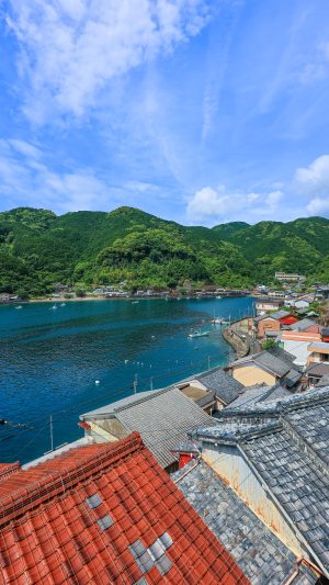 無料スマホ壁紙「二木島町の東部の町並み」
