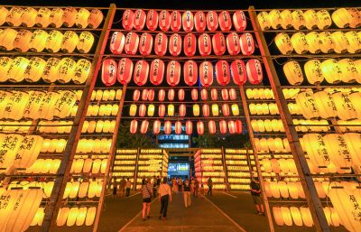 三重県護国神社の写真「万灯みたま祭の圧巻の提灯」