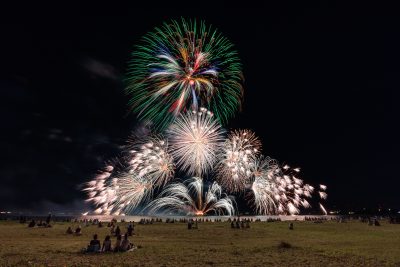 津花火大会の写真「港町イルミネーション_横F」