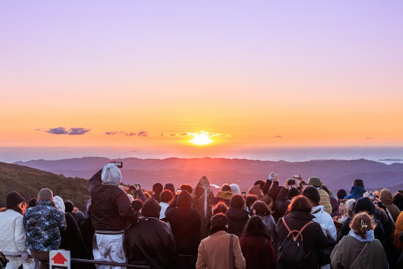 伊勢志摩スカイラインの写真「朝熊山頂展望台から眺める初日の出」