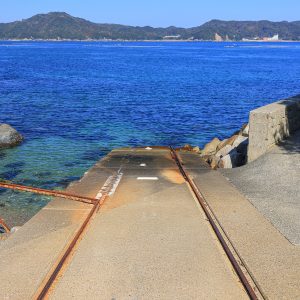 無料壁紙 造船所の跡地。PCとデスクトップ壁紙に最適な4K高画質の無料壁紙。三重県鳥羽市の菅島で撮影したフリー写真素材