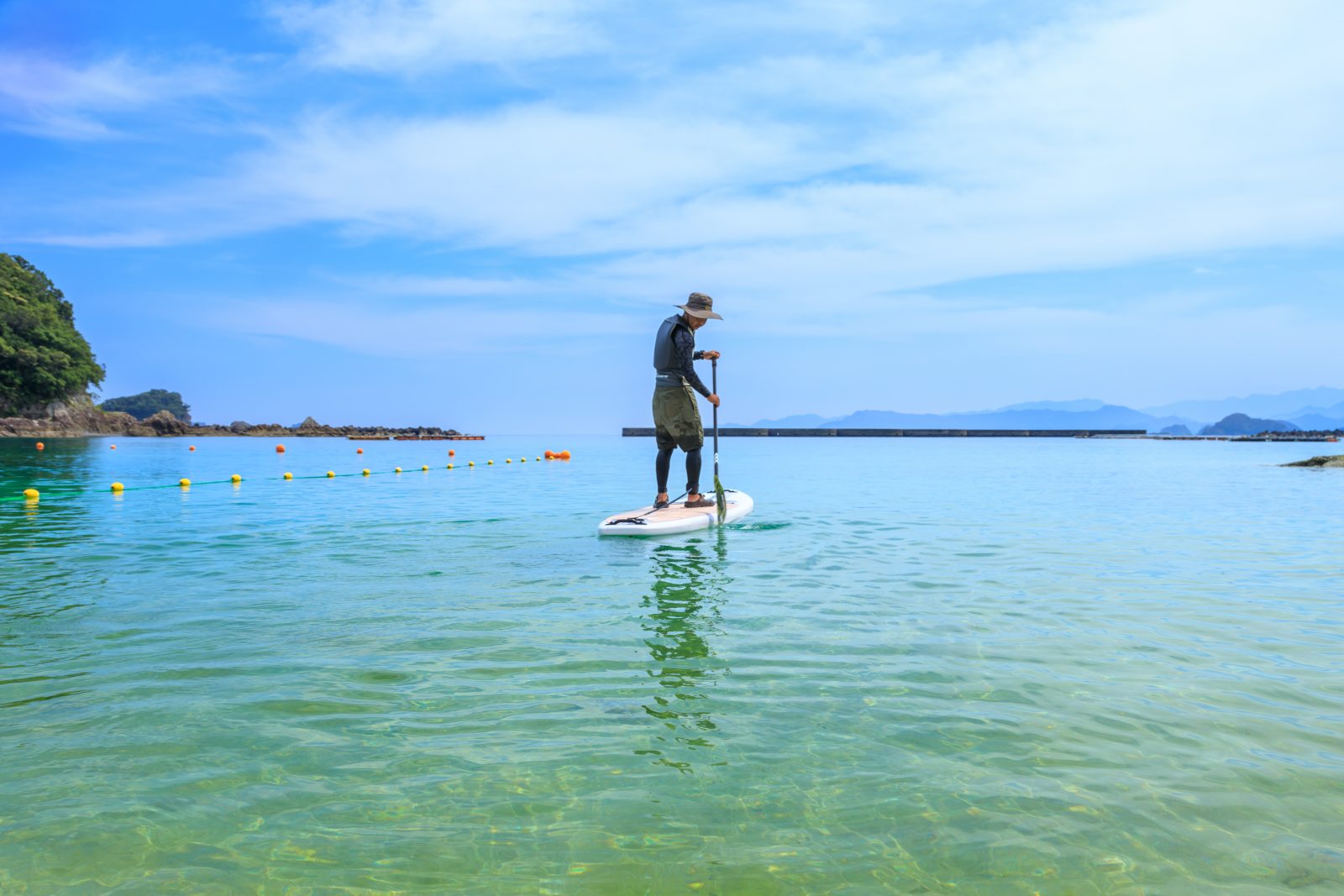 城ノ浜プール＆ビーチの写真「浅瀬でSUP」