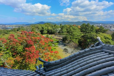 伊賀上野城の写真「伊賀上野城の展望窓から津方面を見渡す」