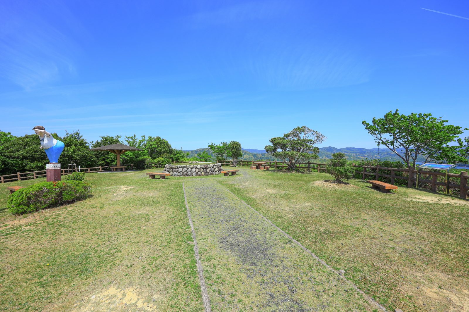 南海展望台の写真「展望台の広場」