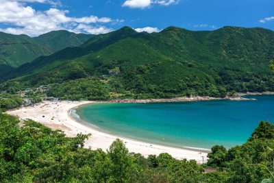 新鹿海水浴場の観光情報と写真一覧