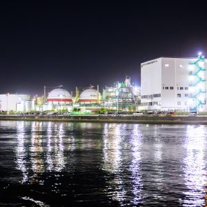 四日市コンビナート夜景クルーズの写真「クルーズから眺める霞ヶ浦の工場夜景」