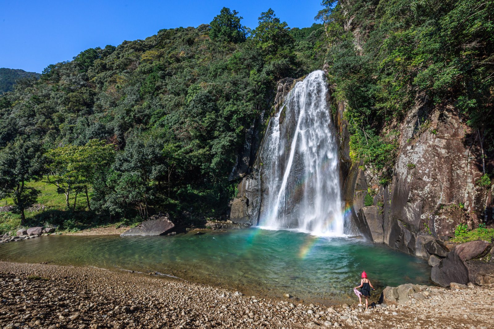 滝壺が水風呂！