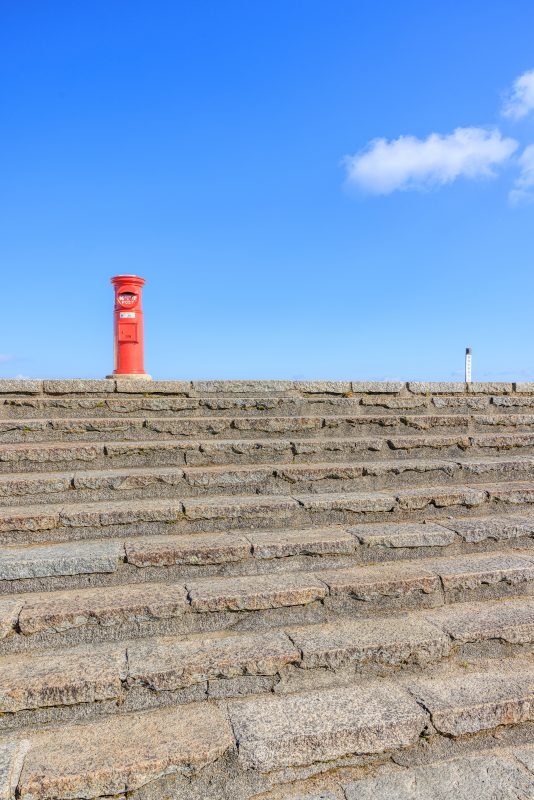 伊勢志摩スカイラインの写真「天空へと続く階段とポスト」