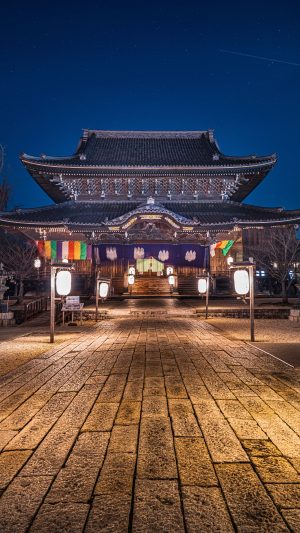 無料スマホ壁紙「お七夜ライトアップ・如来堂」