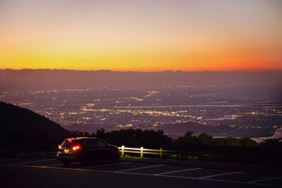 伊勢志摩スカイラインの写真「夕闇ドライブウェイ」