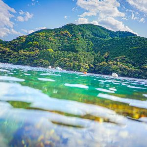 九鬼町の海の中へ