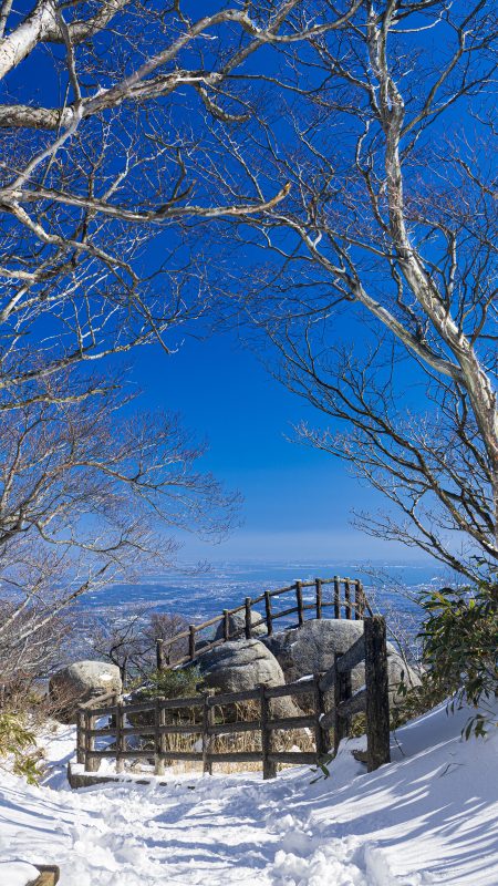御在所ロープウエイの写真「ようこそ冬の富士見岩展望台へ」