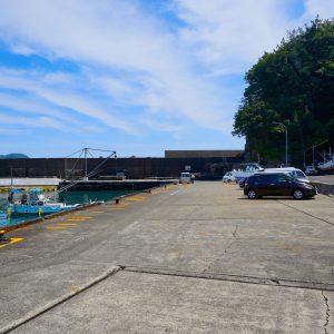 松崎港の駐車場