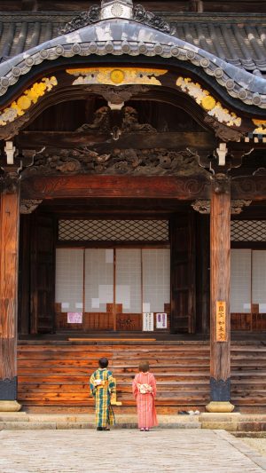 如来堂の入口