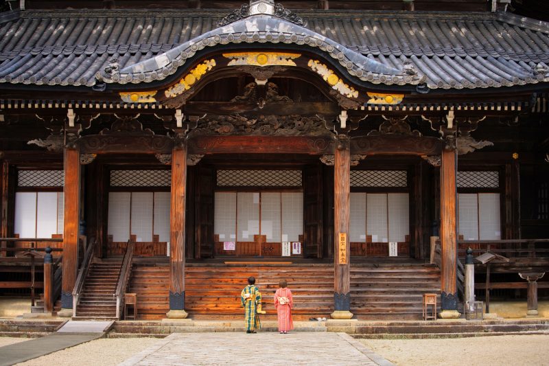 高田本山専修寺の写真「如来堂の入口」