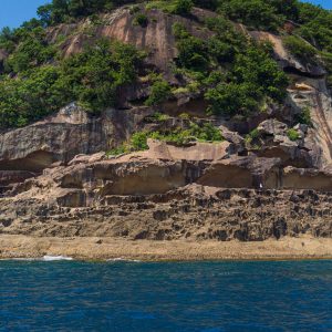 海上から眺める鬼の見張り場