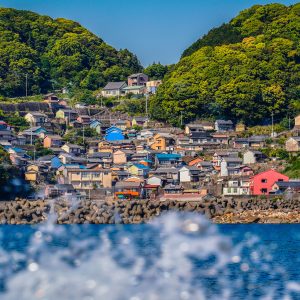 楯ヶ崎観光遊覧の写真「大泊の町を船上から眺める」