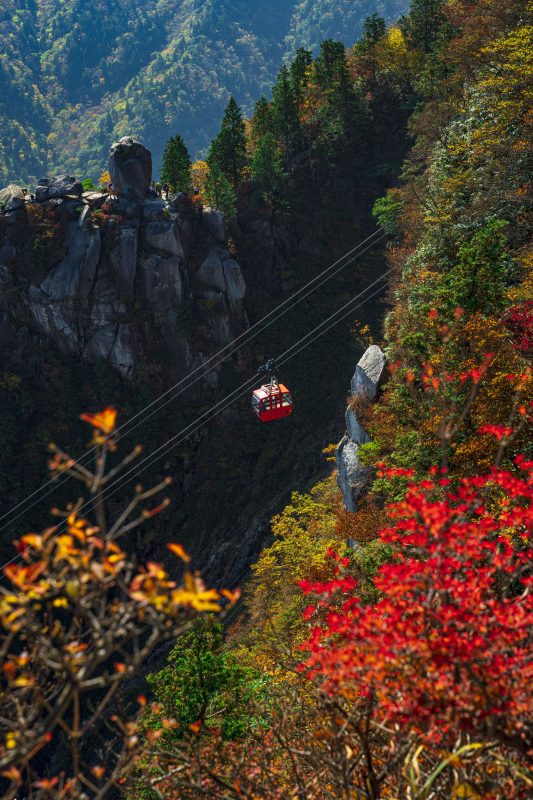 御在所ロープウエイの写真「富士見岩展望台から眺める秋景色」