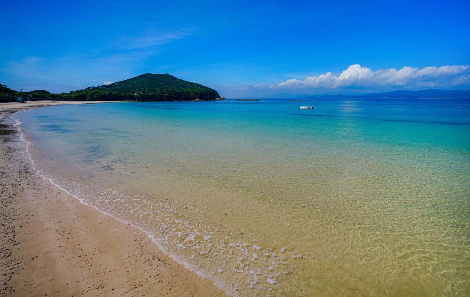 御座白浜海水浴場の写真「御座の浅瀬」