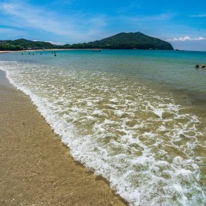 御座白浜海水浴場の写真「御座の波」