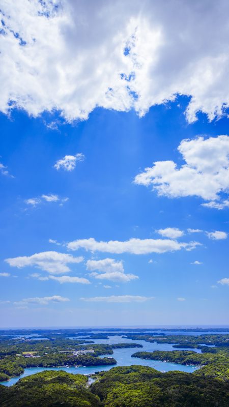無料スマホ壁紙「天空のような青空と英虞湾」