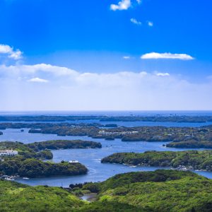 入道雲と英虞湾