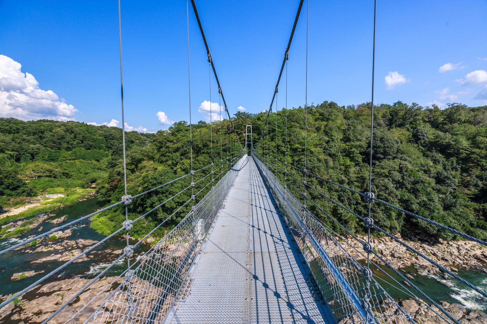 フリー写真素材「岩倉峡しあん橋」