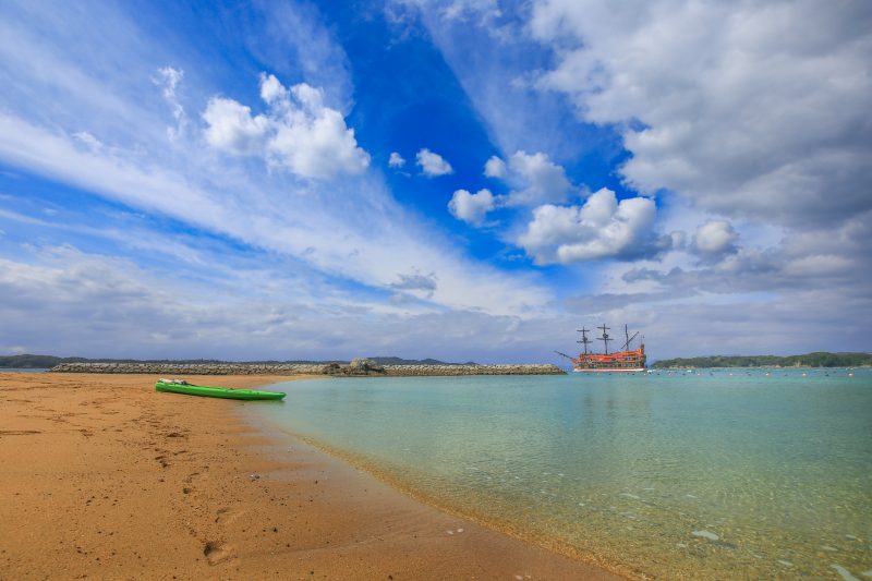 間崎島の写真「浜を横切るエスペランサ」