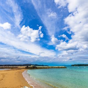 間崎島の写真「間崎島の浜とシーカヤック」