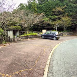 感謝の丘の写真「駐車場。６台ほど駐車できます」