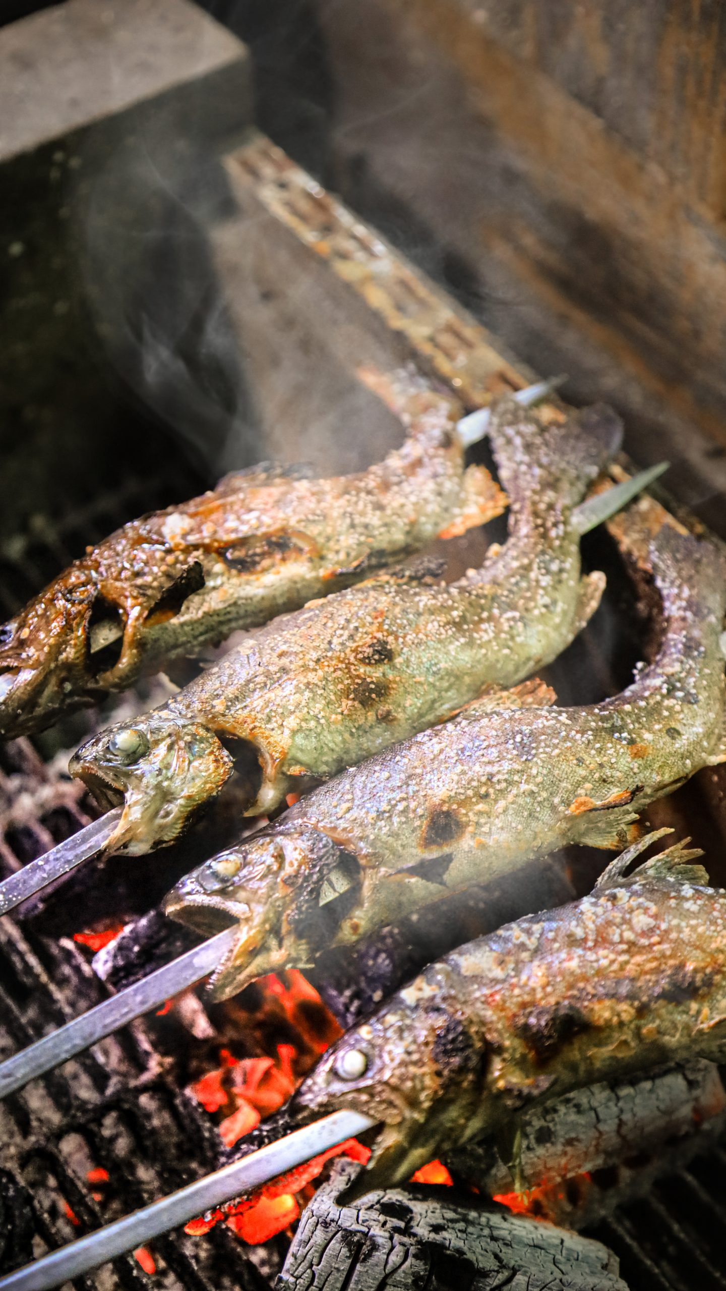 ニジマス・アマゴの塩焼き(三重県津市・大吉あまごセンター)