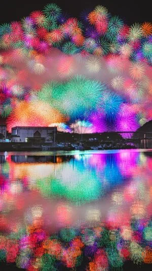 無料スマホ壁紙 虹色の彩色千輪菊。AndroidとiPhoneに対応した4K高画質の無料待ち受け画像。三重県紀北町のきほく燈籠祭で撮影したフリー写真素材