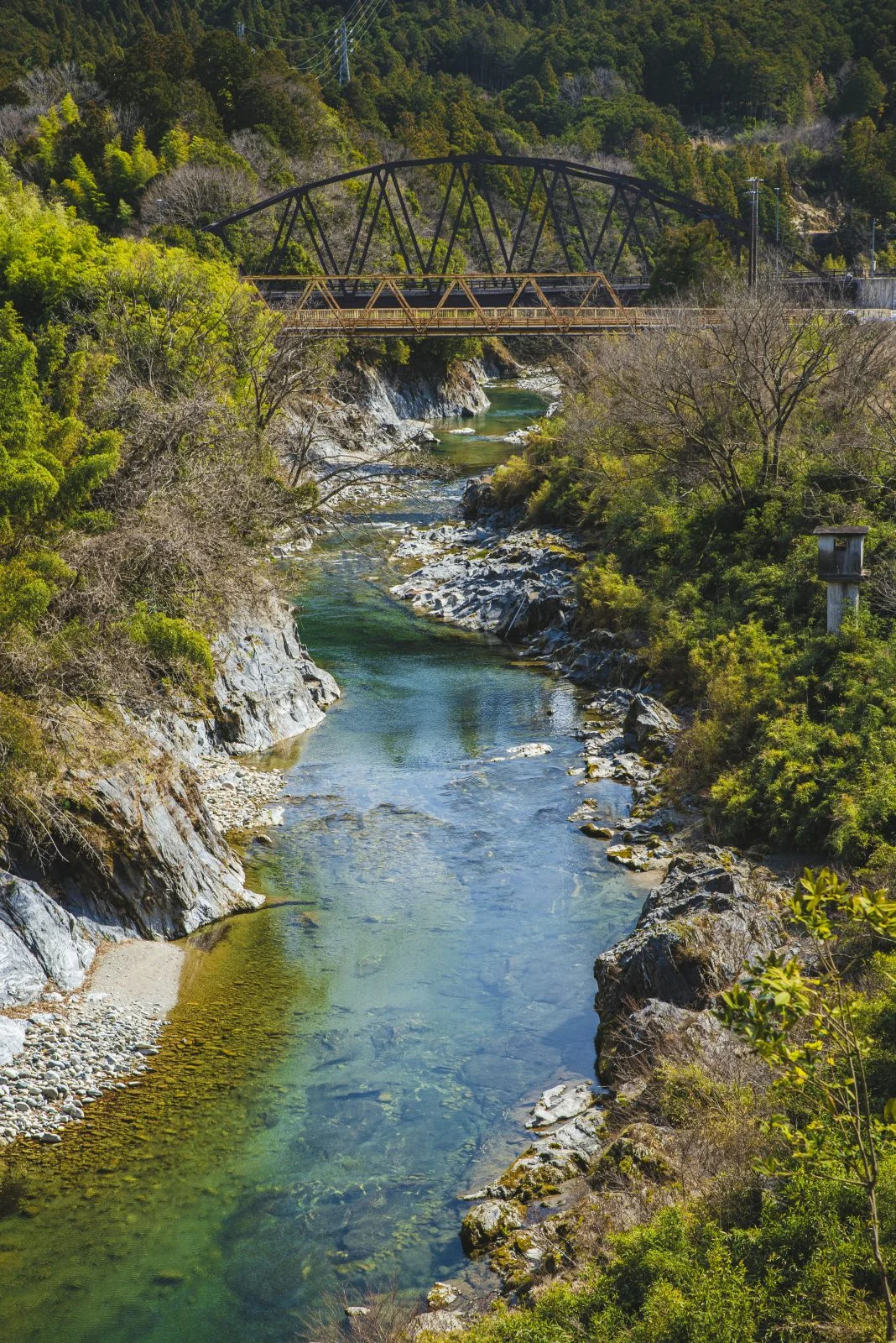 無料スマホ壁紙 奥香肌峡の始まり。AndroidとiPhoneに対応した4K高画質の無料待ち受け画像。三重県松阪市の香肌峡で撮影したフリー写真素材