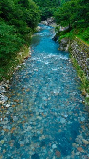 無料スマホ壁紙 奥香肌峡ブルー。AndroidとiPhoneに対応した4K高画質の無料待ち受け画像。三重県松阪市の香肌峡で撮影したフリー写真素材