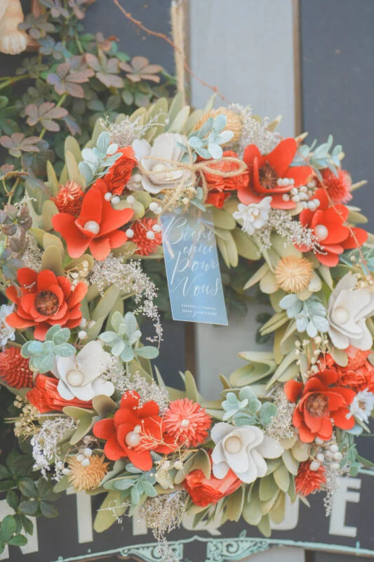 無料スマホ壁紙 オシャレなリース。AndroidとiPhoneに対応した4K高画質の無料待ち受け画像。三重県桑名市のベゴニアガーデンで撮影したフリー写真素材