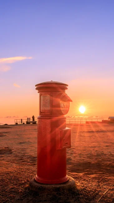 無料壁紙 天空のポストからのご来光。PCとデスクトップ壁紙に最適な4K高画質の無料壁紙。三重県伊勢市の天空のポストで撮影したフリー写真素材