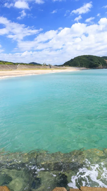 １０月の澄んだ海（三重県志摩市・南張海浜公園）