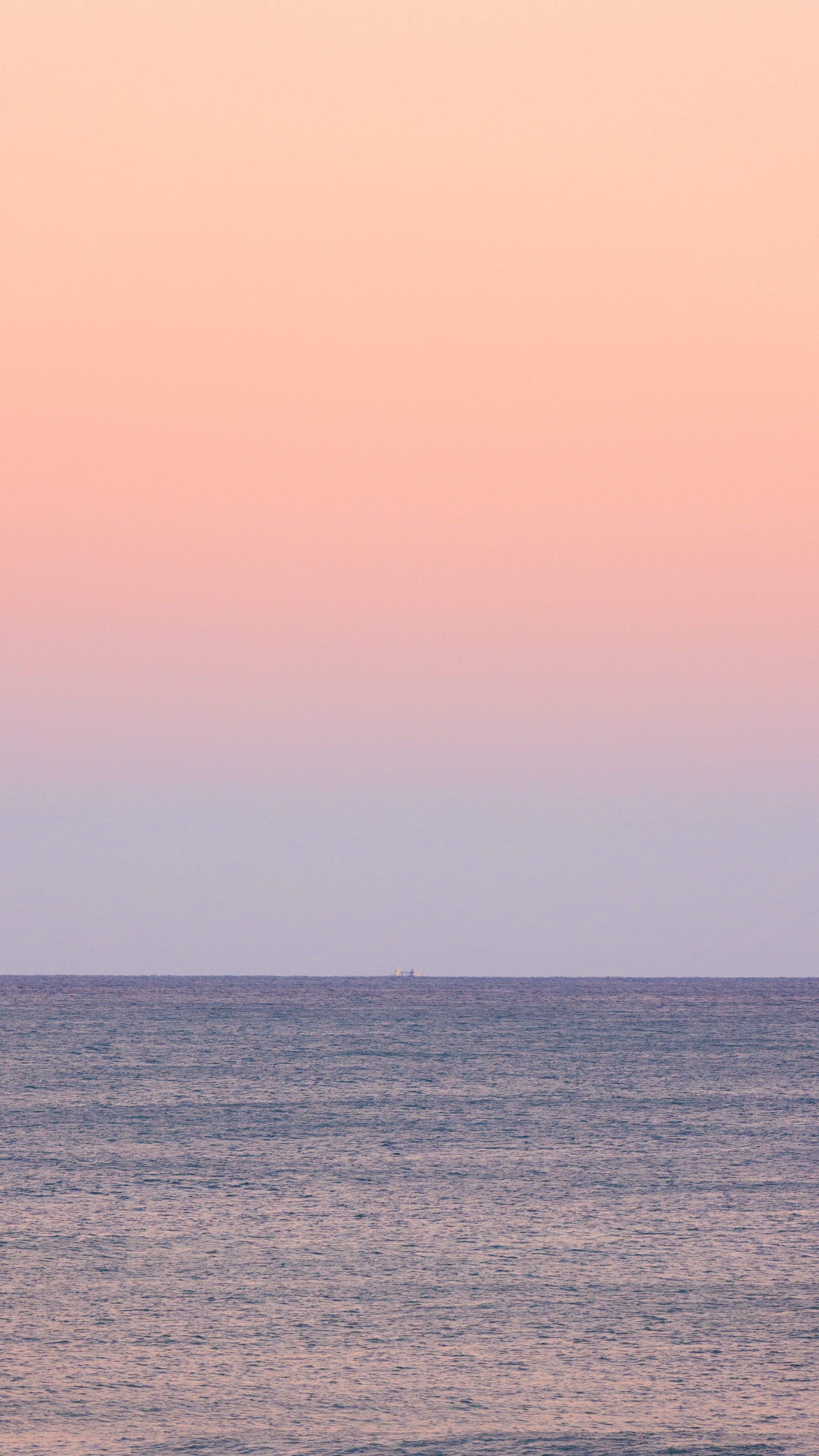優しい夕焼けの海(三重県御浜町・七里御浜ふれあいビーチ)