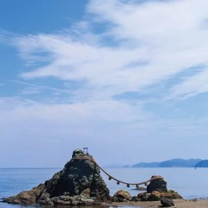 無料スマホ壁紙 青空と夫婦岩