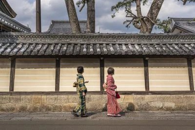 無料壁紙 高田本山の塀。PCとデスクトップ壁紙に最適な4K高画質の無料壁紙。三重県津市の一身田で撮影したフリー写真素材