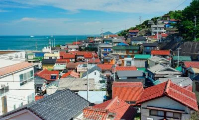 無料壁紙 高台からの眺め（山海荘近く）。PCとデスクトップ壁紙に最適な4K高画質の無料壁紙。三重県鳥羽市の神島で撮影したフリー写真素材