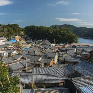 無料壁紙 高台からの眺め。PCとデスクトップ壁紙に最適な4K高画質の無料壁紙。三重県尾鷲市の九鬼町で撮影したフリー写真素材