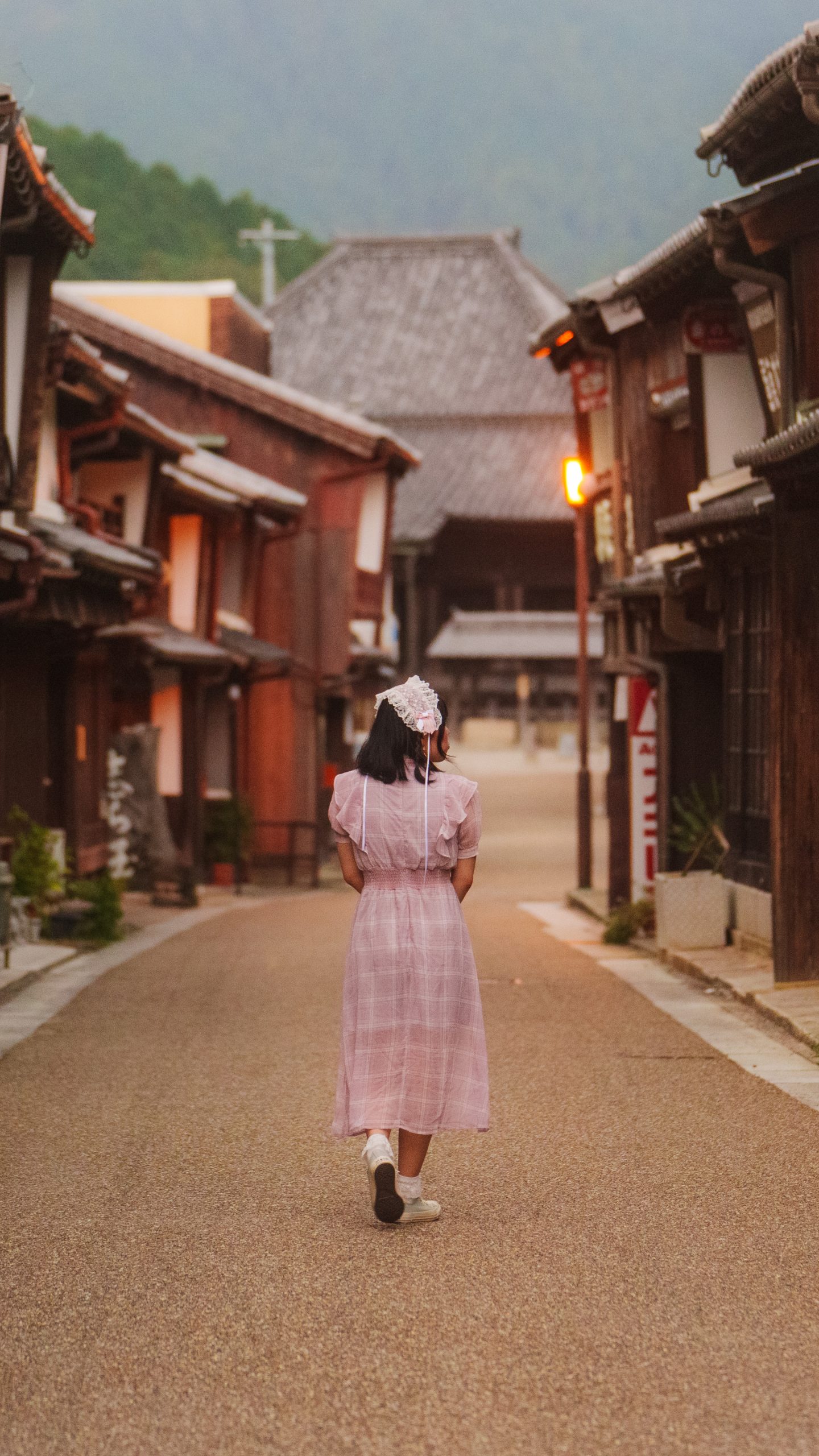 日没の関宿を歩く(三重県亀山市・東海道関宿)