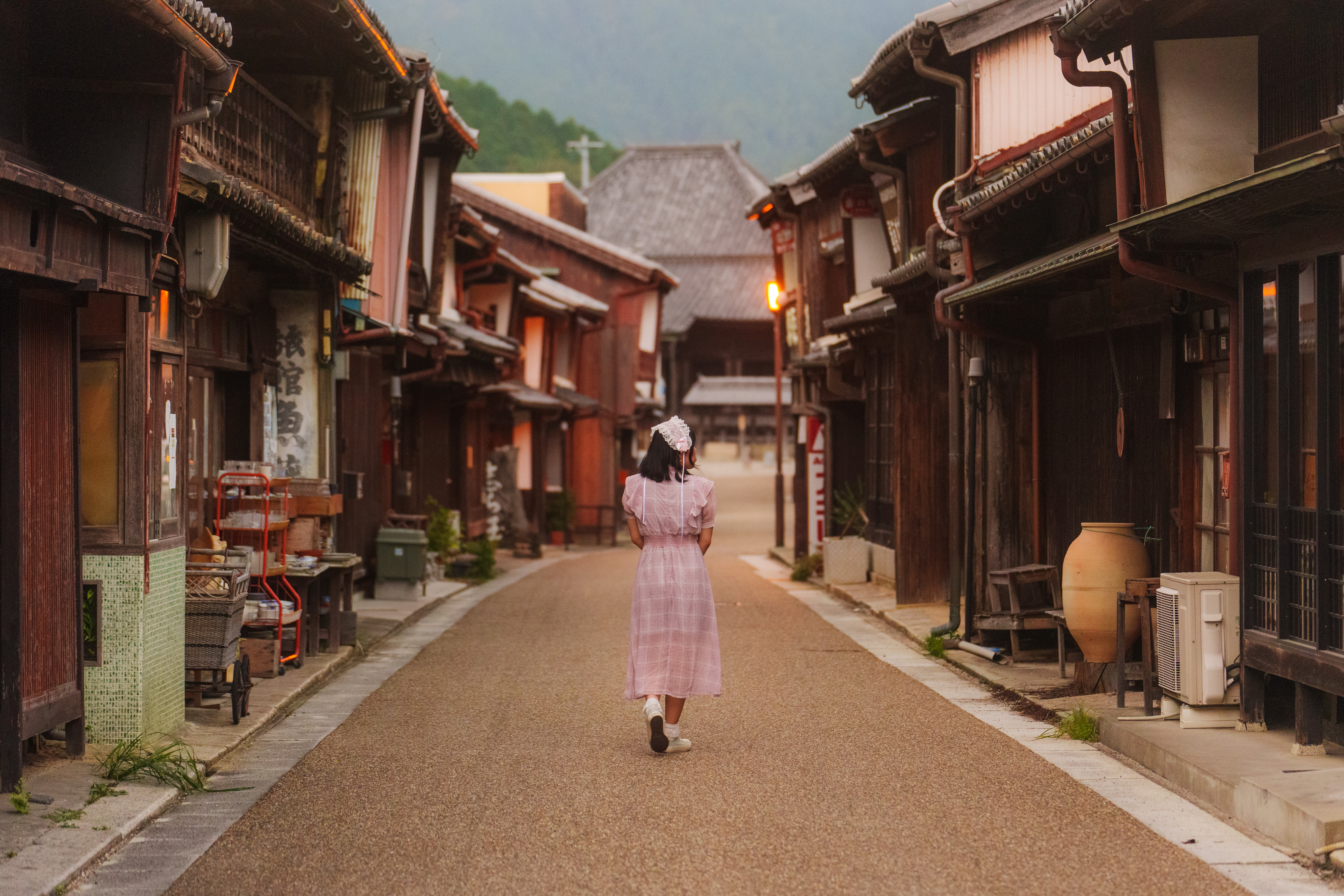 日没の関宿を歩く(三重県亀山市・東海道関宿)