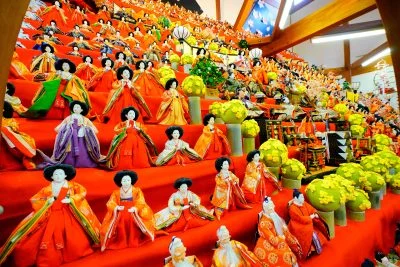 無料壁紙 お飾りいろいろ。PCとデスクトップ壁紙に最適な4K高画質の無料壁紙。三重県いなべ市のあげきのおひなさんで撮影したフリー写真素材